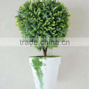 Artificial boxwood topiary heart plant