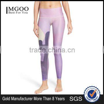 Digital Print Custom Pattern Women Coyote Moon Dawn Hot Pant Leggings Fitted Yoga Pants