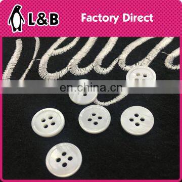 Wholesale White Shirt Mother of Pearl With Varnish Natural Rivershell Pearl Button photo-3