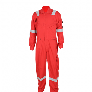 Cotton fireproof protective coverall for working outdoors