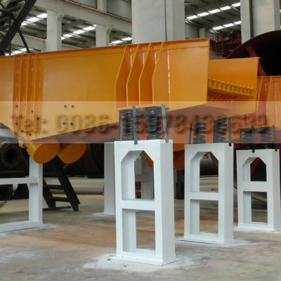 Quantitatively Control The Feeding Capacity Mining Vibrating Feeder Chemical Industry