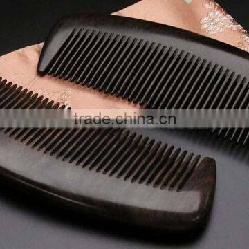 Natural Wooden Handy Hair Comb Delicate photo-2