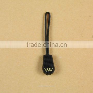 plastic zipper puller