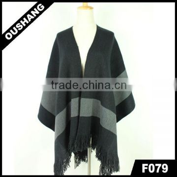 F079 Black Indoor Poncho Knitting Pattern Poncho Cape Poncho