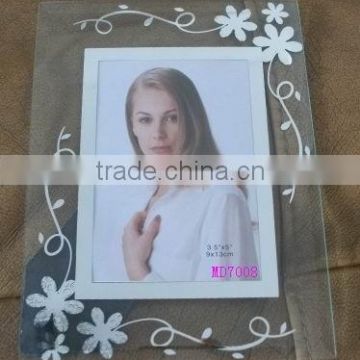 Glass photo frame