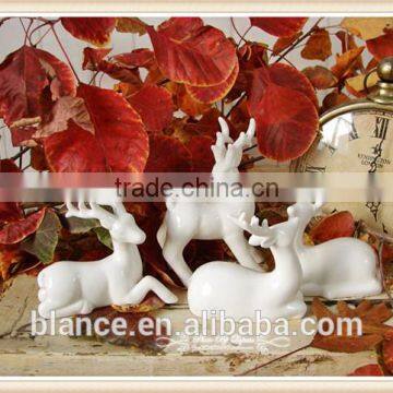 ceramic small deer figurine mini deer design figurine for Christmas