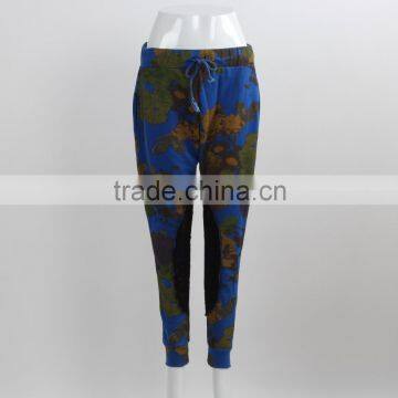 F5W30026 Women Blue Flower Joggers