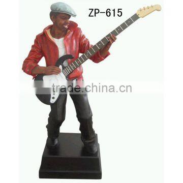 RESIN FIGURE IN FOLK CRAFTS
