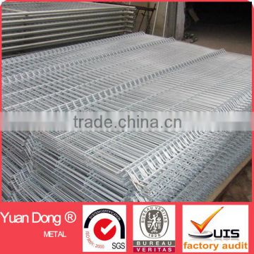 high quality and low price hot dipped galvanized fencing panels