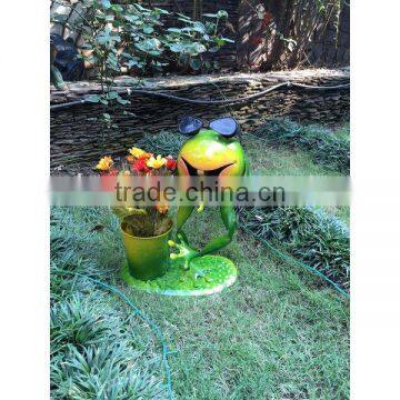 Gangam Frog planter