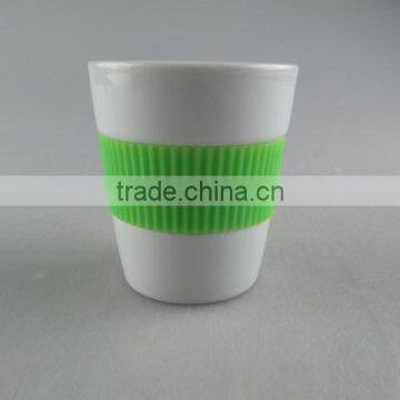 Cheap stocked round heat insulation ceramic cup