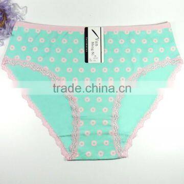 Soft Cotton Panties For Women Fancy Printing Girls Briefs With Lace Trim Sexy Lingerie photo-4