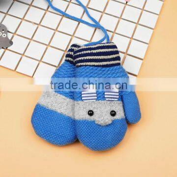 TC13020 Cheap Cut Fashion Winter Warm Kid Mitten Gloves New Style Knitting Pattern String Kids Mitten Wholesale photo-4