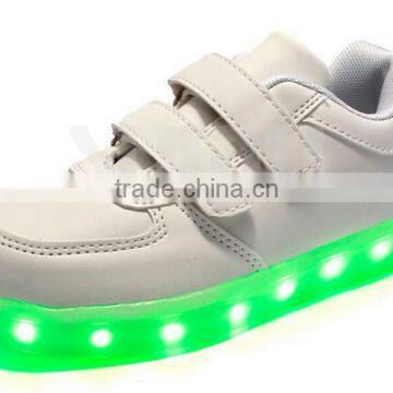 2017 advertising led sport shoes