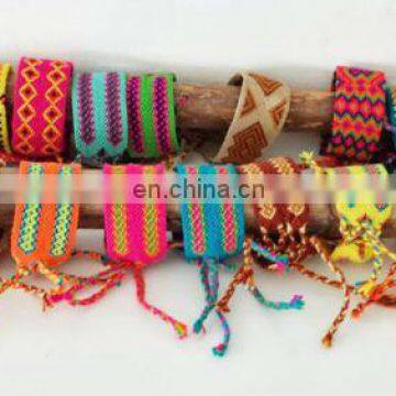 Bangle wayuu, colombian bags, friendship bracelet