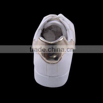 Fujian New Model Kids Children Comfortable Sports Shoes With Golden Paillette photo-5