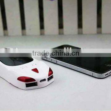Car Shape Battery Charger Hot Sale Power Bank 5600mah for Smart Phone photo-5
