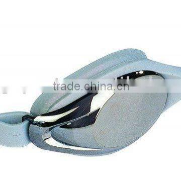 uni-body swimming goggle