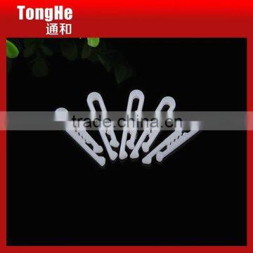 High Quality White R Shaped Plastic Shirt Clips photo-2