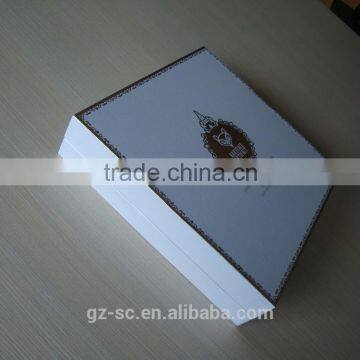 Hot gold stamping logo printed hard paper gift box