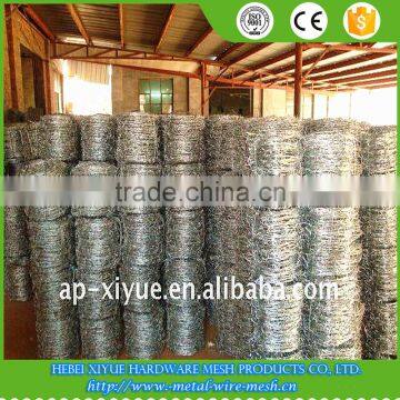 hot Galvanized double twisted 14#x14# barbed wire fob price per roll