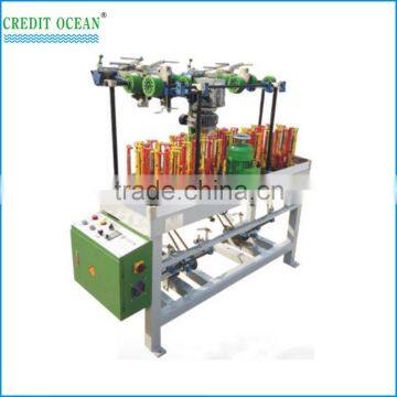 Lace braiding machine