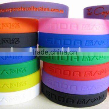 Silicone bracelet