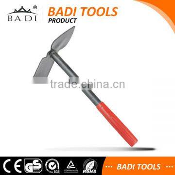 high quality metal handle and head garden hoe with pickaxe