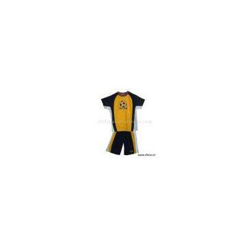 Sell S/S Color-Blocked Athletic Tee and Shorts with Side Strip