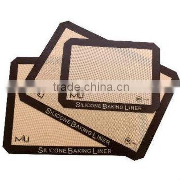 Flexible modern mat in silicone-coated fiberglass