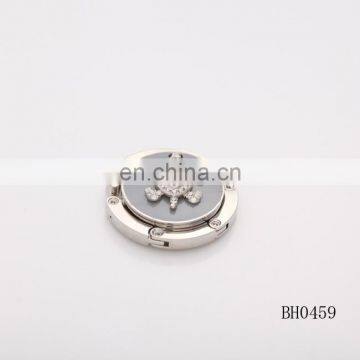 New product 2015 fashion animal shape bag hanger alloy school bag hanger