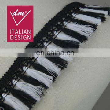 Fashionable crochet tassel lace trim