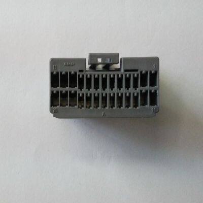 Automatische elektrische Kupplung im rechten Winkel RC30601 – IP54/IP67 wählbar, kompatibel mit 0,5-1,0mm² Automobilkabeln