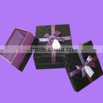 Square paper gift box with satin bowknot