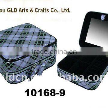 OEM delicate style leather jewelry case with mirror/zipper