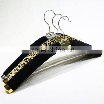 Bulk satin velvet sponge hanger for sale