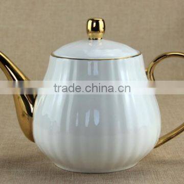 15 Piece Porcelain Coffee and Tea Set photo-3