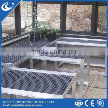 Multi-span Single Layer Commercial fixed Greenhouse Benches