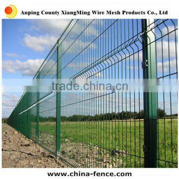 Powder coated welded twin mesh fence