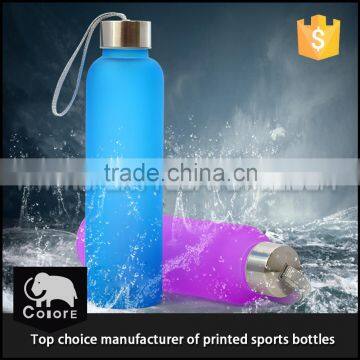 Durable eco healthy wholesale glass water bottles with color sleeve