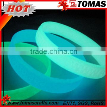 Elegant custom glowing in the dark silicone wristband for event