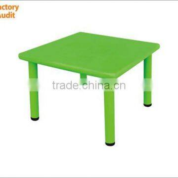 kid's plastic table with removable legs