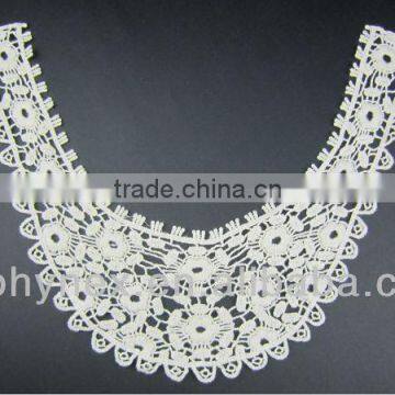 Collar Lace