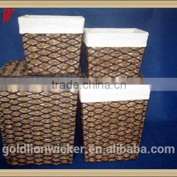 S/4 rush & maize hampers and baskets with liners