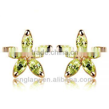 Olive green leaf pattern earring