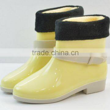 Warm winter fashion boots with cotton and cotton warm female short tube rain shoes