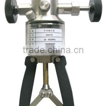 manual hydraulic pressure test pump using