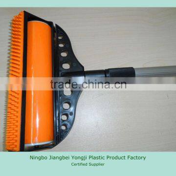 carpet cleaning brush