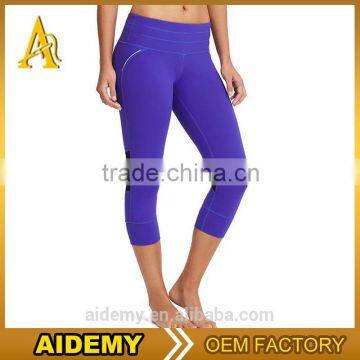 Sexy Nylon Spandex Dry Fit Gym Wear Women Fitness Clothing Custom Capri Leggings