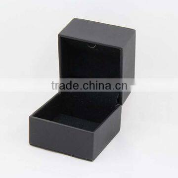 High-grade black leather ring box